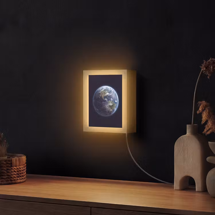 Lightbox - Wandlamp - Aarde - Ruimte - Kosmos - Aarde - Ruimte - Kosmos Light Box met kabel (Wandlamp) klein