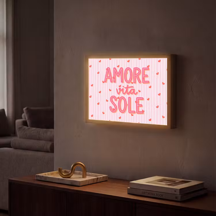 Amore vita sole - Roze - Hartjes Light Box met batterij (Wandlamp) middel -sfeer1