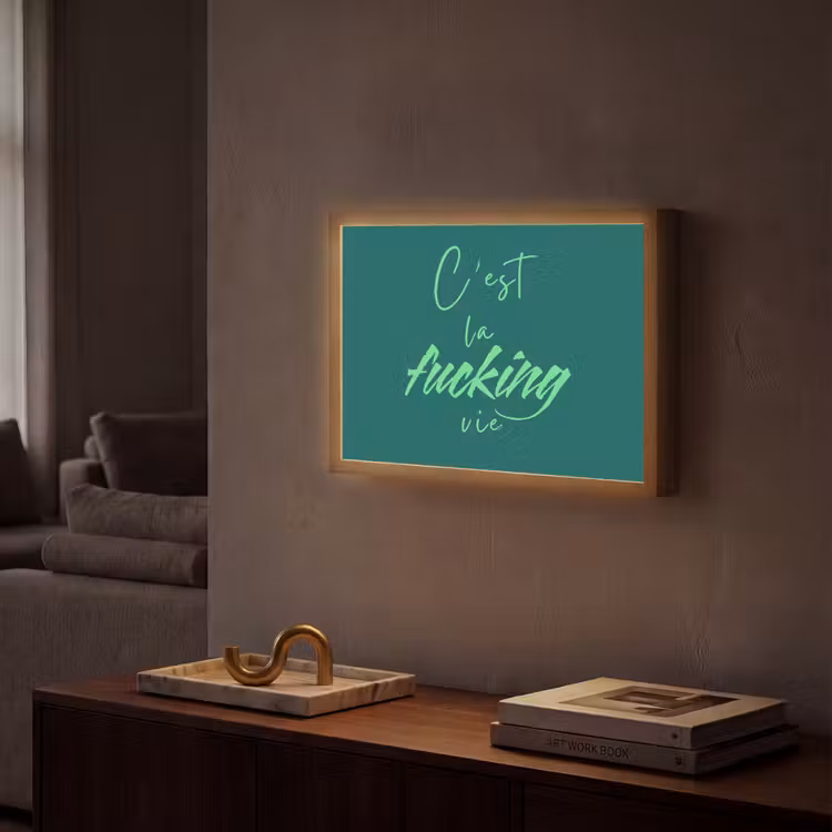 c'est la fucking vie - Groen - Handgeschreven Light Box met batterij (Wandlamp) middel -sfeer1