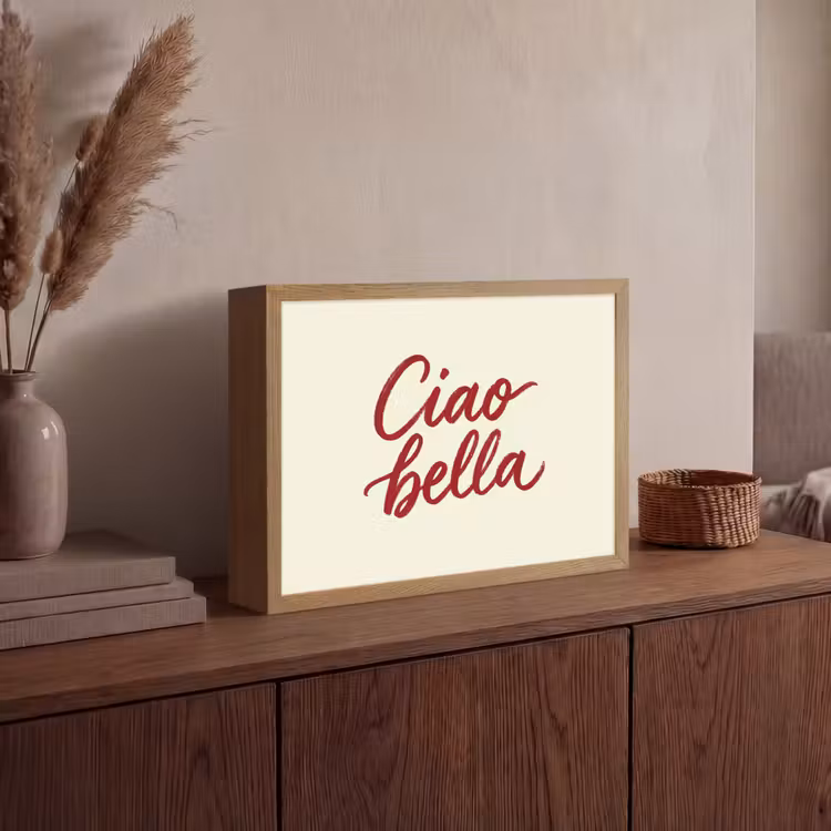 Ciao bella - Rood - Wit - Minimalistisch Light Box met batterij (Wandlamp) middel -sfeer2