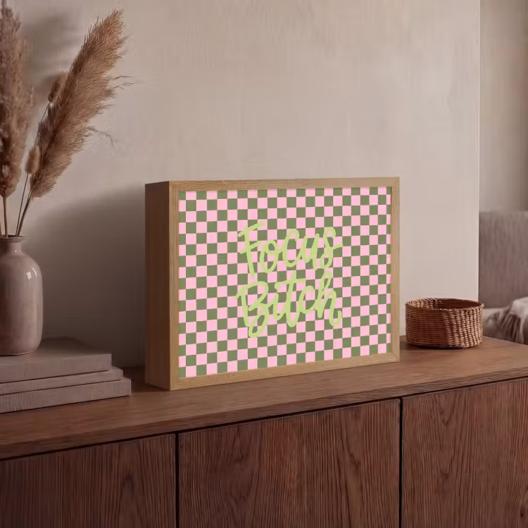 Focus - Vakken - Roze Light Box met batterij (Wandlamp) middel -sfeer2