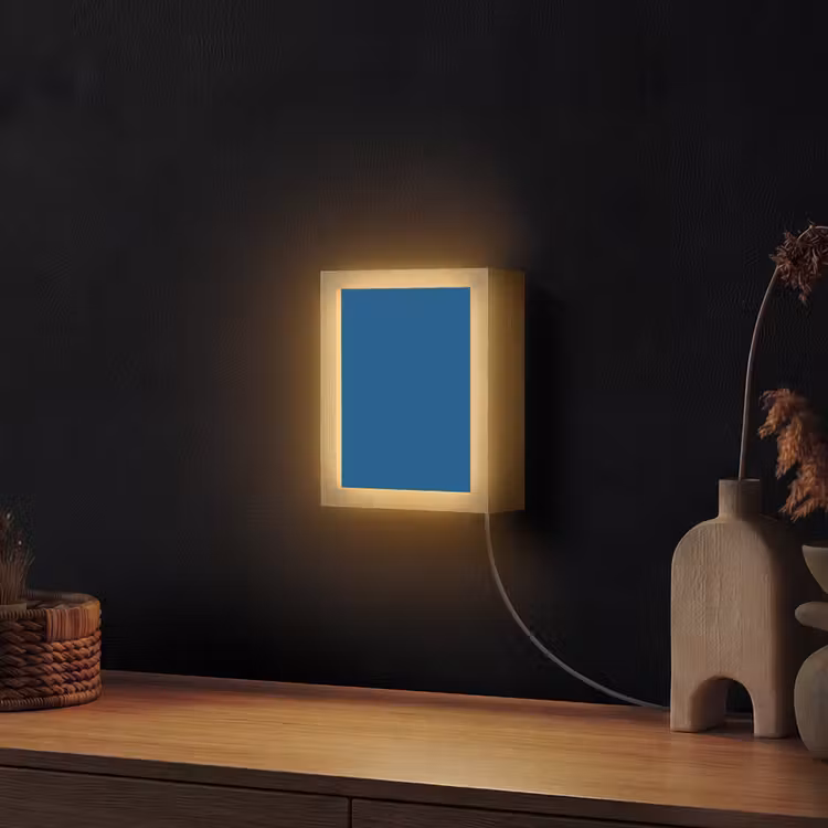 Free - Groove - Blauw Light Box met kabel (Wandlamp) klein 929 -sfeer1