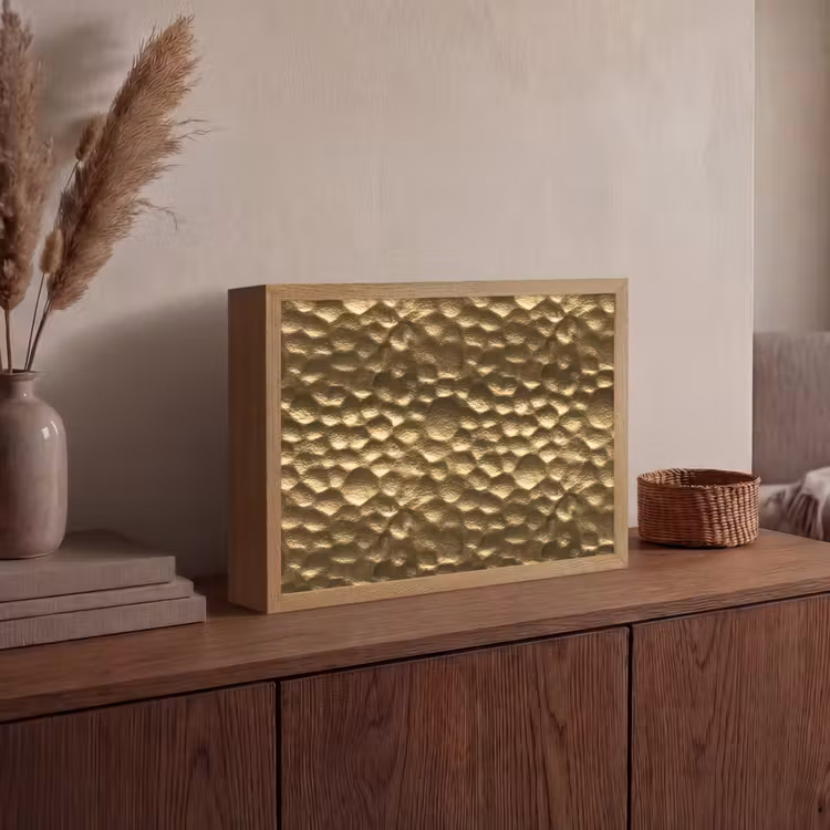 Gehamerd - Reliëf - Textuur - Bronsgoud Light Box met batterij (Wandlamp) middel 907 -sfeer2