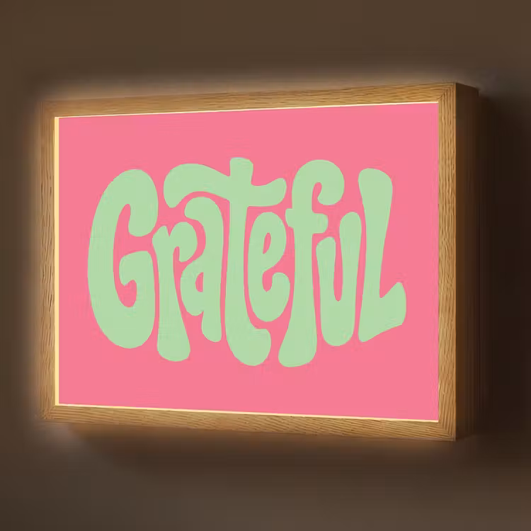 Grateful - Groen - Grafisch - Vloeiend Light Box met batterij (Wandlamp) middel -z3d_website
