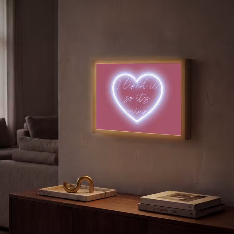 I liked it so it's mine - Neon hart - Roze Light Box met batterij (Wandlamp) middel -sfeer1