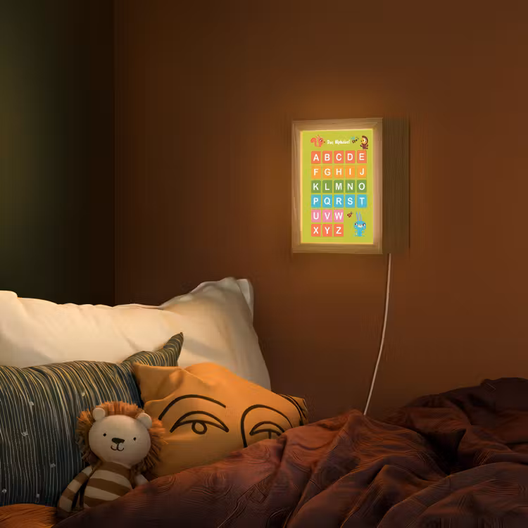 Educatief - Alfabet leren - Groen - Bosdieren - Letters Light Box met kabel (Wandlamp kind) klein -sfeer1_kind