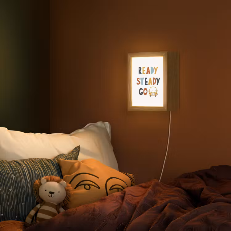 Kinderen - Auto - Wit - Quote - Ready Steady GO Light Box met kabel (Wandlamp kind) klein -sfeer1_kind