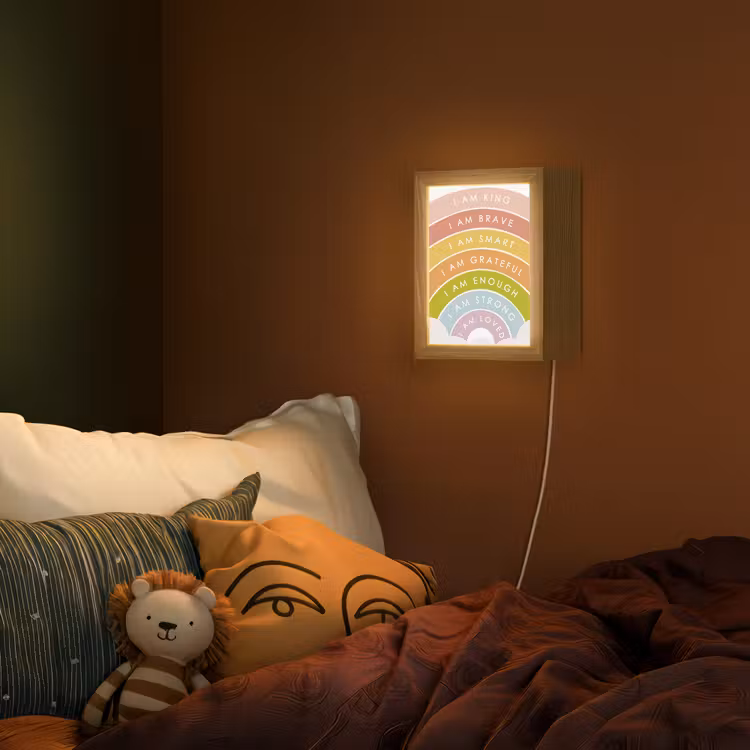 Kinderkamer - Quotes - Regenboog - Kleuriijk Light Box met kabel (Wandlamp kind) klein -sfeer1_kind