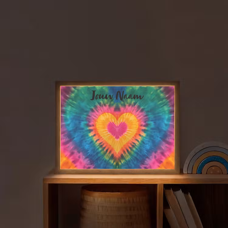 Hart - Kleurrijk - Regenboog - Tie Dye Light Box met batterij (Wandlamp kind) middel -sfeer1_kind