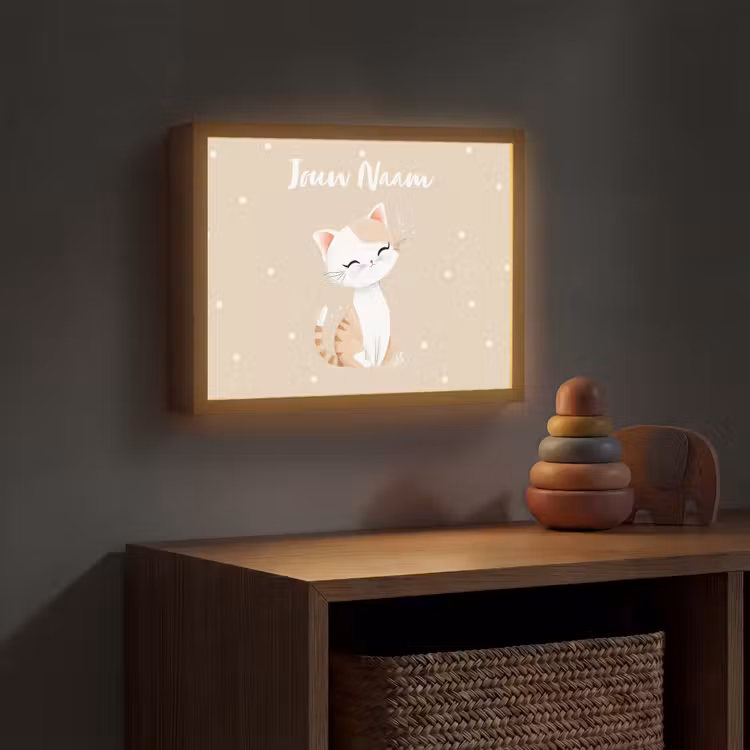 Kat - Kitten - Beige - Stippen Light Box met batterij (Wandlamp kind) middel -sfeer5_kind