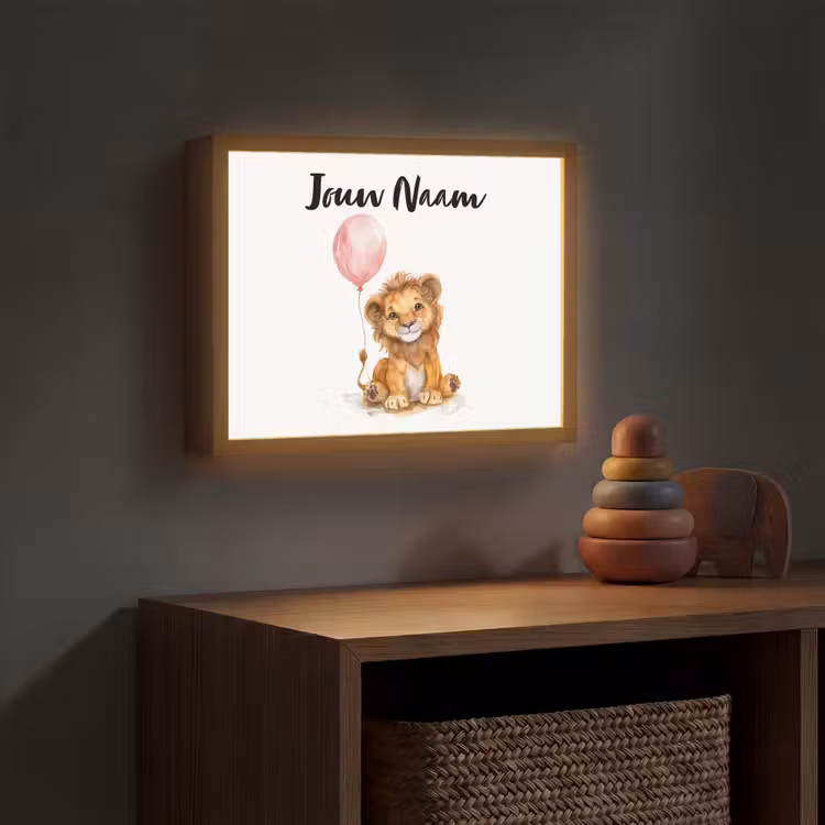 Leeuw - Baby dier - Dieren - Roze ballon Light Box met batterij (Wandlamp kind) middel -sfeer5_kind