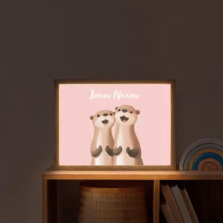 Otters - Glimlach - Bruin Light Box met batterij (Wandlamp kind) middel -sfeer1_kind