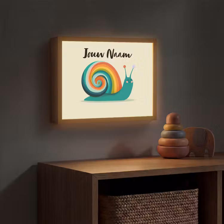 Slak - Regenboogschild - Groen Light Box met batterij (Wandlamp kind) middel -sfeer5_kind