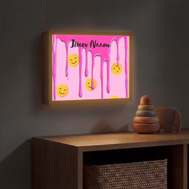Smiley - Roze - Glazuur Light Box met batterij (Wandlamp kind) middel -sfeer5_kind