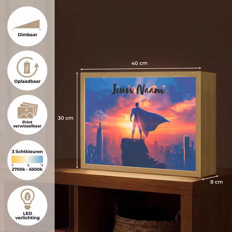 Superheld - Stad - Jongens - Kleurrijk - Zon Light Box met batterij (Wandlamp kind) middel -USP_websiteoverzichtNL
