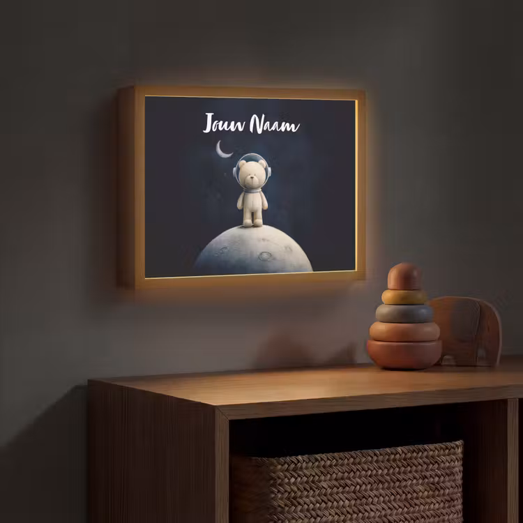 Teddybeer - Ruimtehelm - Maan - Sterren Light Box met batterij (Wandlamp kind) middel -sfeer5_kind