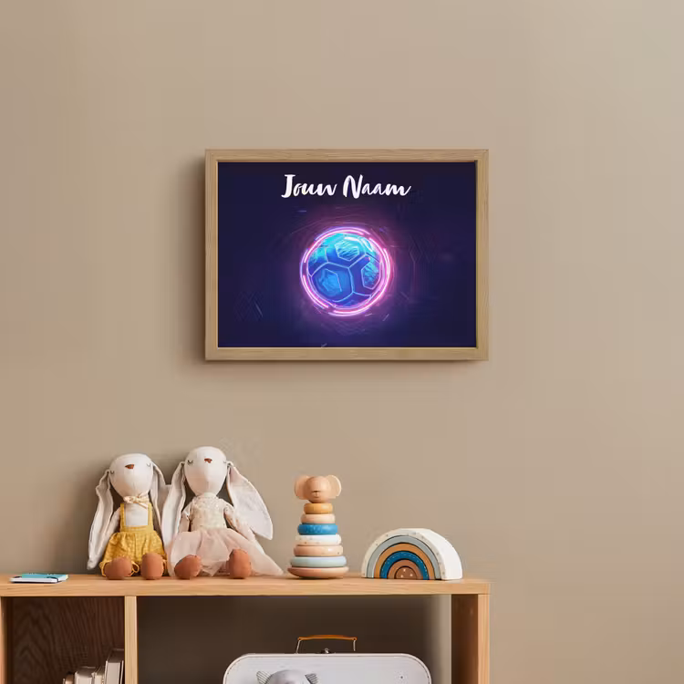 Voetbal - Sport - Blauw - Paars Light Box met batterij (Wandlamp kind) middel -sfeer2_kind