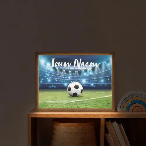 Voetbal - Stadion - Bal - Jongens Light Box met batterij (Wandlamp kind) middel -sfeer1_kind
