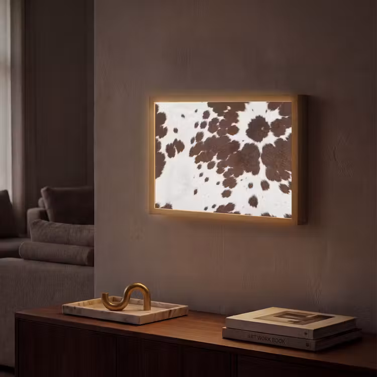 Koeienhuid - Klassiek - Bruin Light Box met batterij (Wandlamp) middel -sfeer1