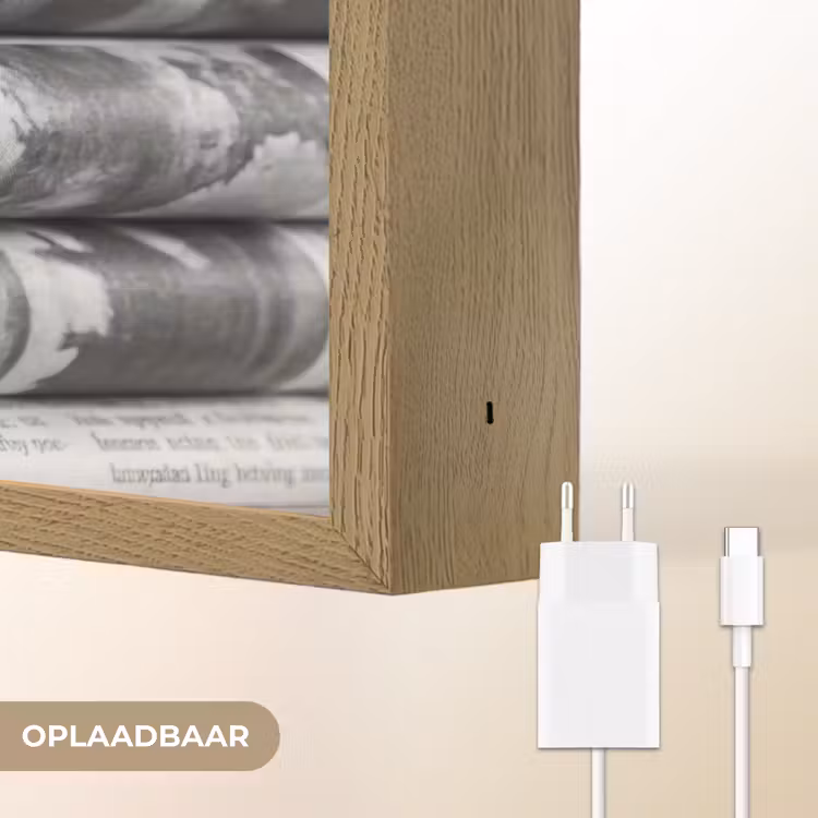 Krant - Stapel - Nieuws - Zwart-wit - Media Light Box met batterij (Wandlamp) middel -USP_websiteoplaadbaarNL