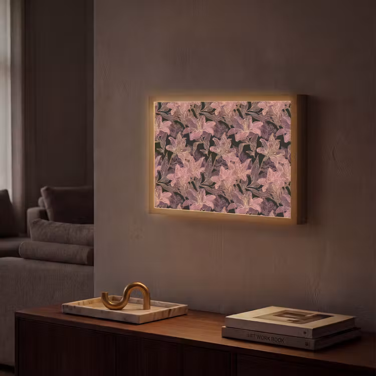Lelies - Patroon - Paars - Goud Light Box met batterij (Wandlamp) middel 907 -sfeer1