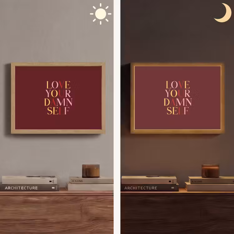 Love your damn self - Kleurrijk - Bordeaux Light Box met batterij (Wandlamp) middel -sfeer3