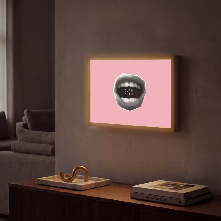 Mond - BLAH BLAH - Roze Light Box met batterij (Wandlamp) middel -sfeer1