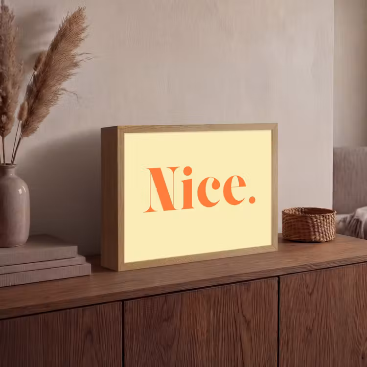 Nice - Oranje - Geel - Minimalistisch Light Box met batterij (Wandlamp) middel -sfeer2