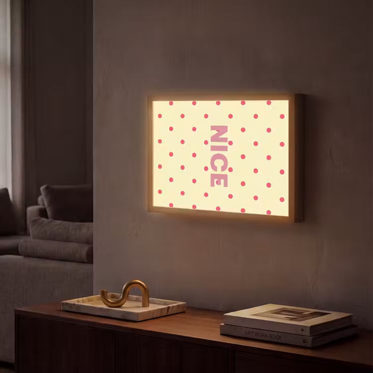 Nice - Stippen - Roze - Geel Light Box met batterij (Wandlamp) middel -sfeer1