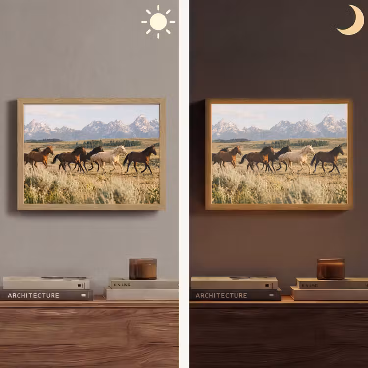 Paarden - Kudde - Bergen - Vrijheid - Wild Light Box met batterij (Wandlamp) middel -sfeer3