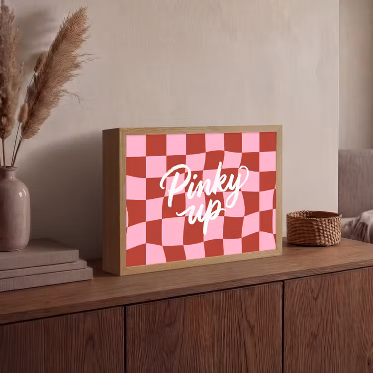 Pinky up - Geblokt - Bordeauxrood Light Box met batterij (Wandlamp) middel -sfeer2