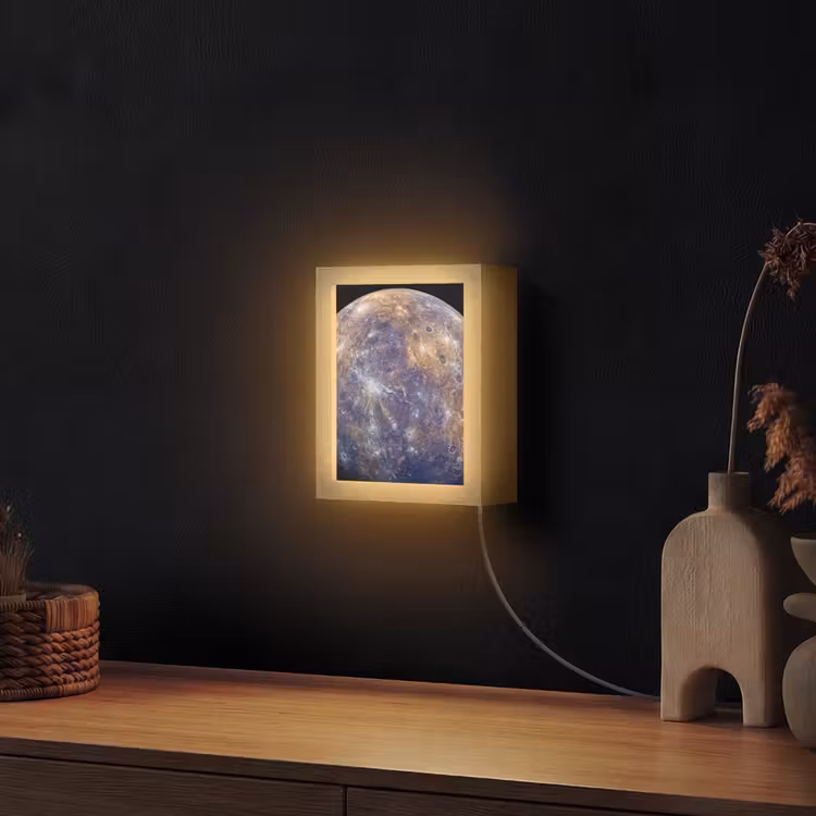 Lightbox - Wandlamp - Planeet - Kraters - Ruimte - Planeet - Kraters - Ruimte Light Box met kabel (Wandlamp) klein