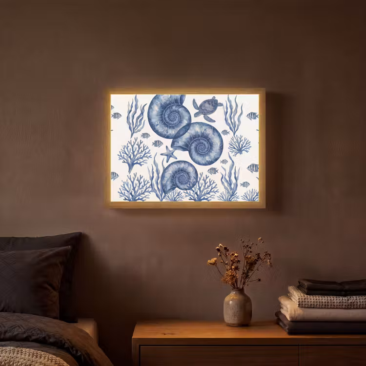 Schelp - Spiraal - Zeeleven - Aquarel - Blauw Light Box met batterij (Wandlamp) middel -sfeer4