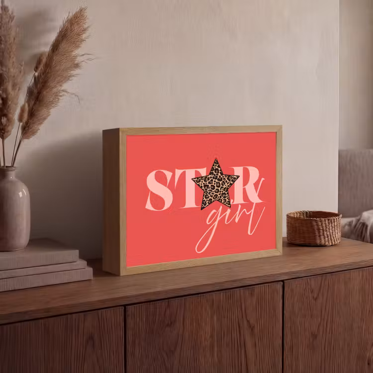 Star girl - Rood - Panter - Ster Light Box met batterij (Wandlamp) middel -sfeer2