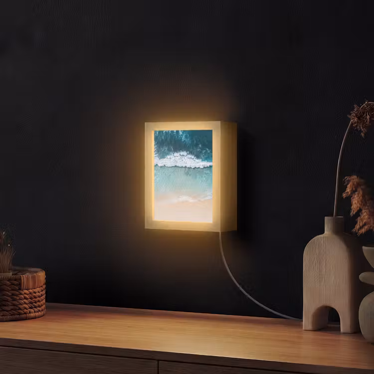Strand - Zee - Golven - Natuur - Blauw Light Box met kabel (Wandlamp) klein -sfeer1