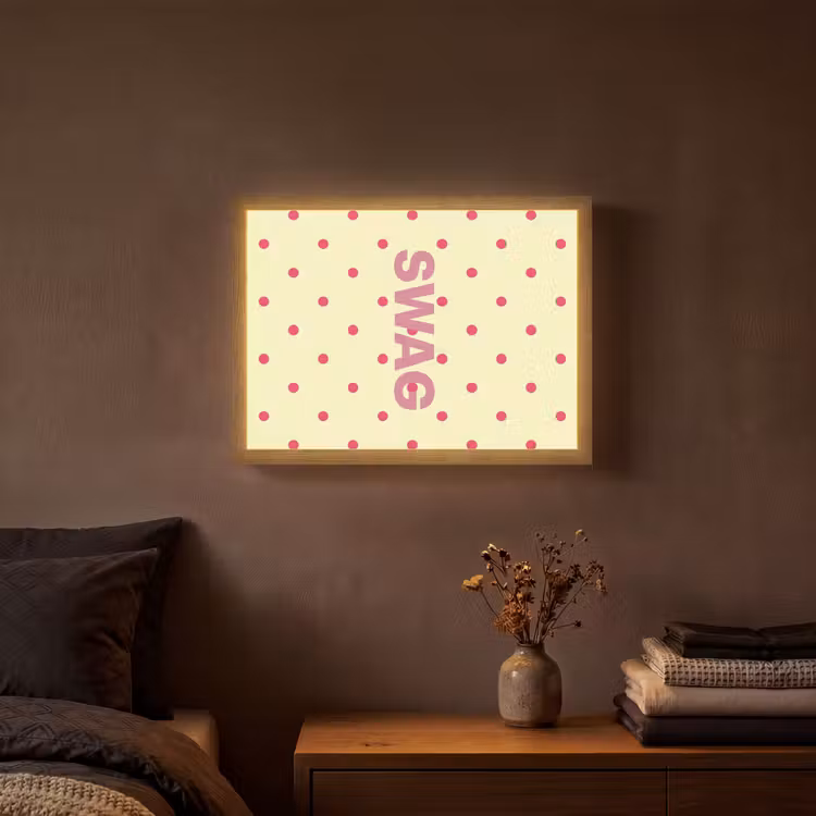 Swag - Roze - Stippen - Geel Light Box met batterij (Wandlamp) middel -sfeer4