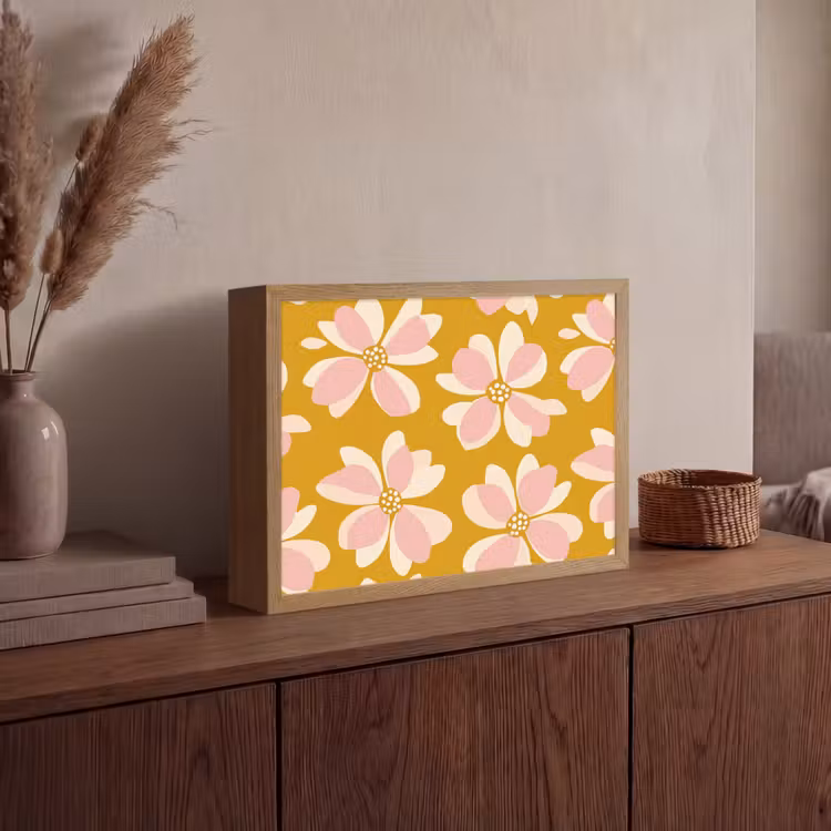 Vintage - Bloemen - Okergeel Light Box met batterij (Wandlamp) middel 907 -sfeer2