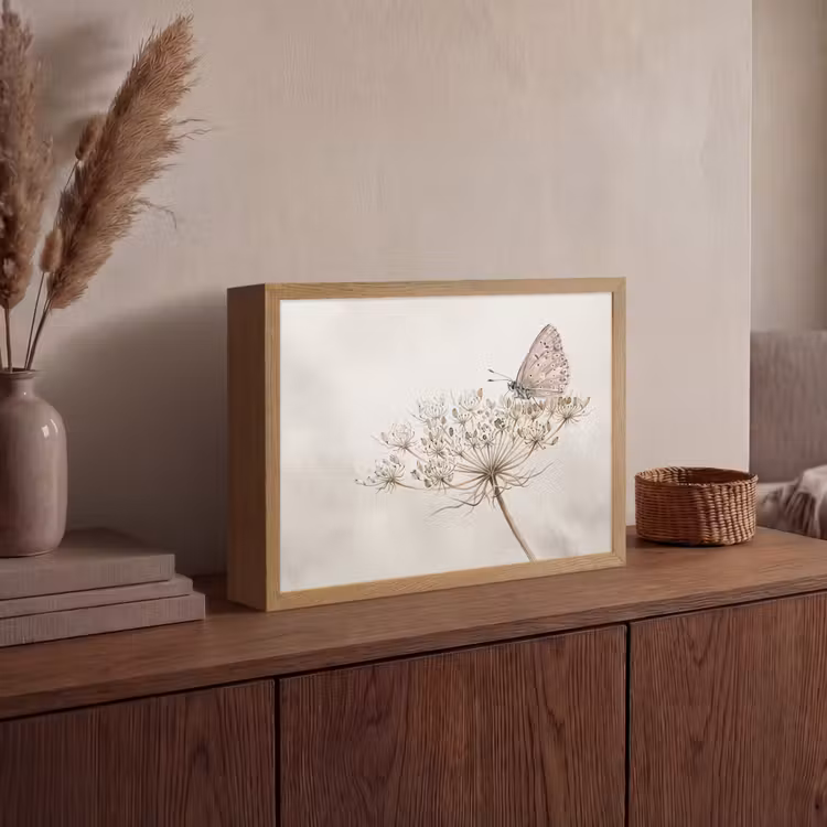 Vlinder - Bloem -Natuur - Beige Light Box met batterij (Wandlamp) middel -sfeer2