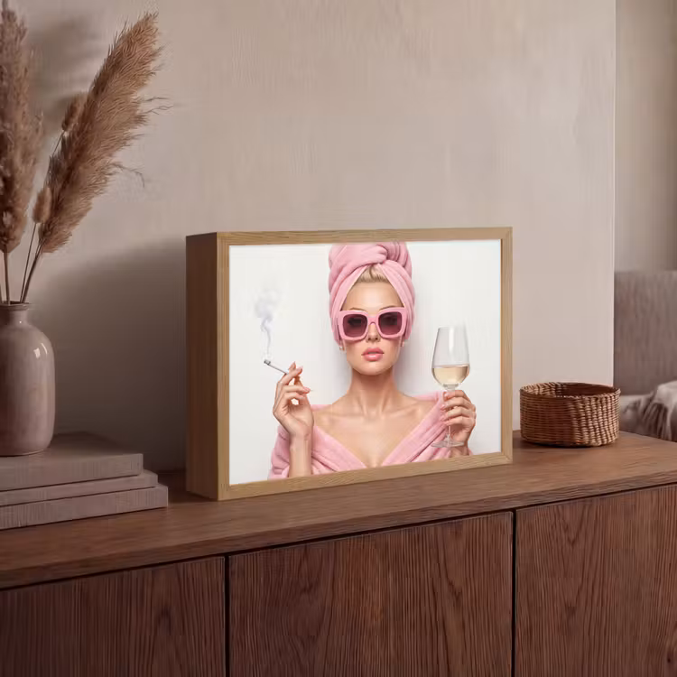 Vrouw - Roze - Wijn - Zonnebril Light Box met batterij (Wandlamp) middel -sfeer2