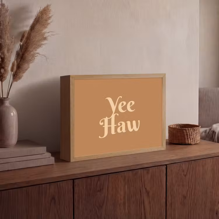 Yee haw - Bruin - Minimalistisch Light Box met batterij (Wandlamp) middel -sfeer2