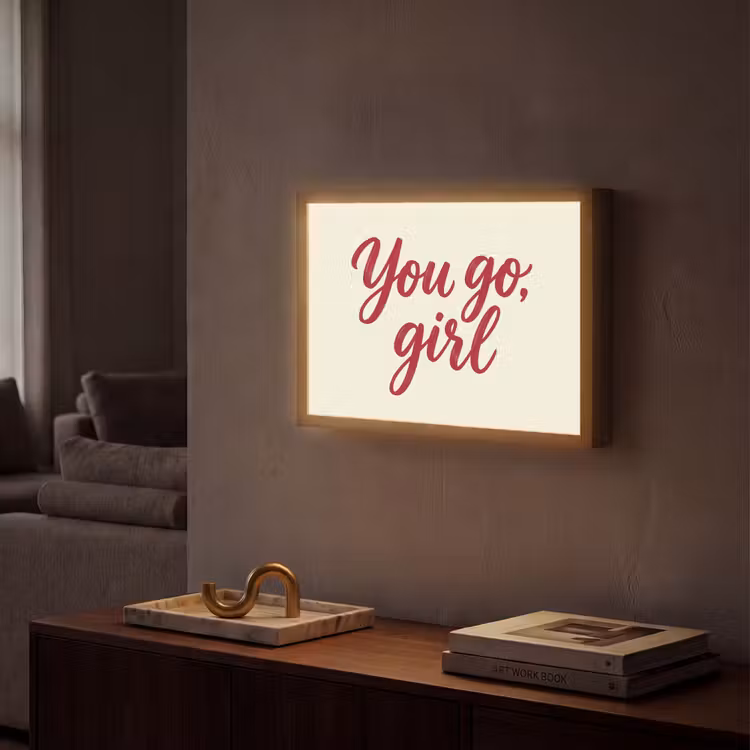 you go girl - Rood - Wit Light Box met batterij (Wandlamp) middel -sfeer1