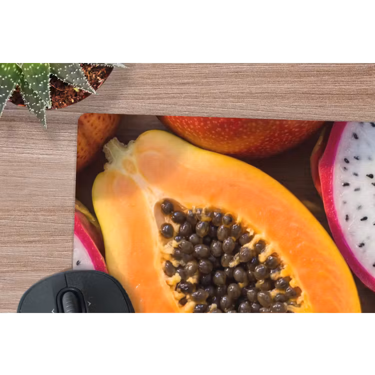 Fruit - Geopend - Tropisch - Eten - Kleurrijk muismat rubber klein -closeup