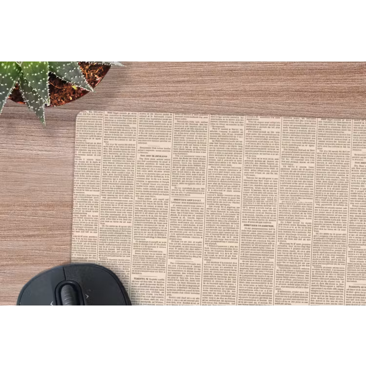 Krant - Nieuws - Historisch - Vintage - Beige muismat rubber klein -closeup