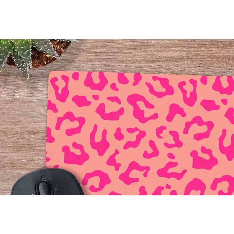 Panterprint - Roze - Dierenprint - Minimalistisch muismat rubber klein -closeup