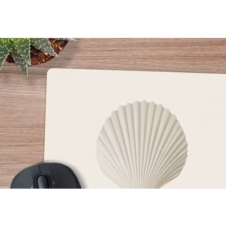 Schelp - Minimalistisch - Wit muismat rubber klein -closeup