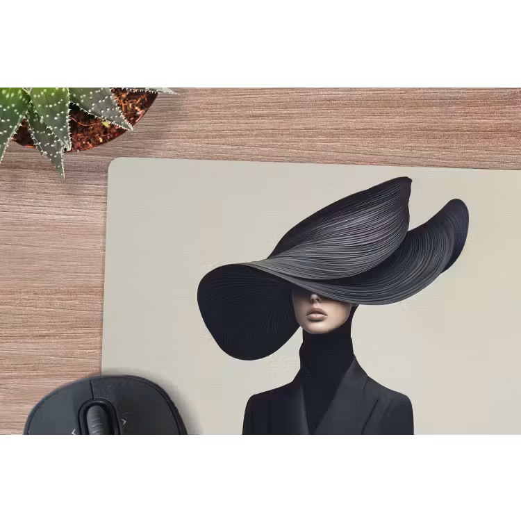 Zwart - Vrouw - Hoed muismat rubber klein -closeup