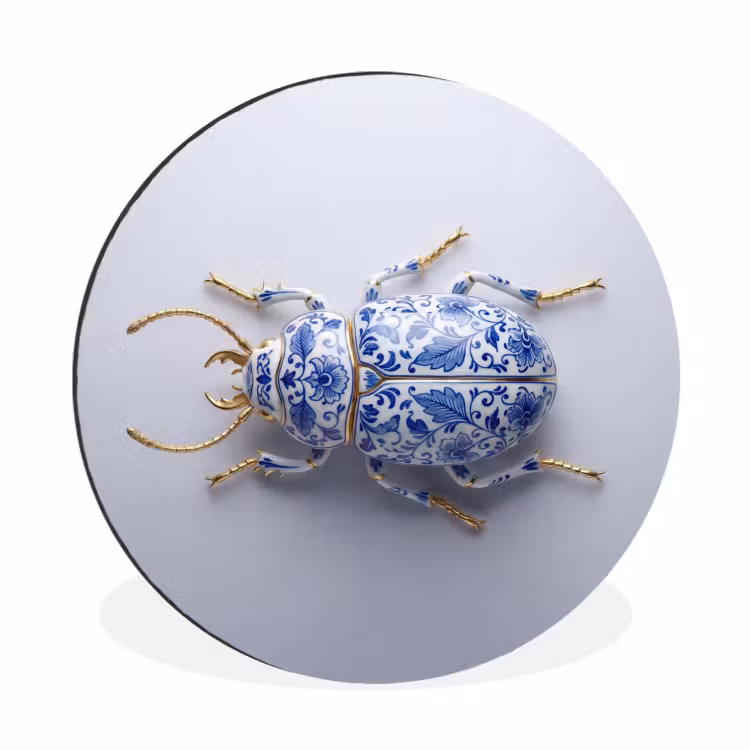 Kever - Delfts  - Blauw - Goud Wandcirkel aluminium klein -3d
