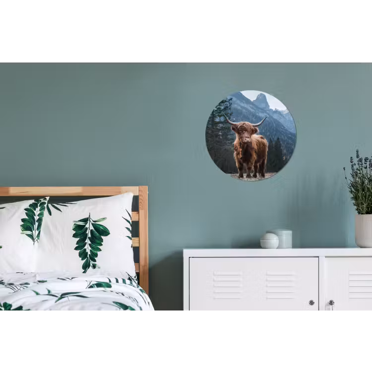 Schotse hooglander - Berg - Landschap - Bomen - Koe - Natuur Wandcirkel aluminium klein -slaapkamer