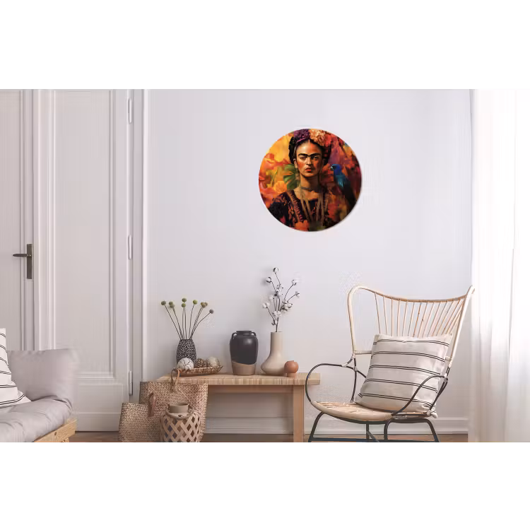 Vrouw - Bloemen - Papegaai - Schilderachtig Wandcirkel aluminium klein -woonkamer