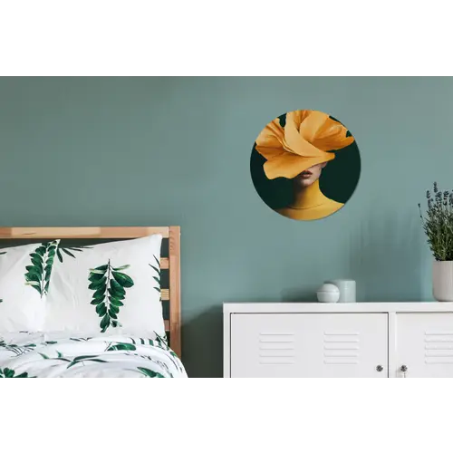 Vrouw - Hoed - Geel Wandcirkel aluminium klein -slaapkamer